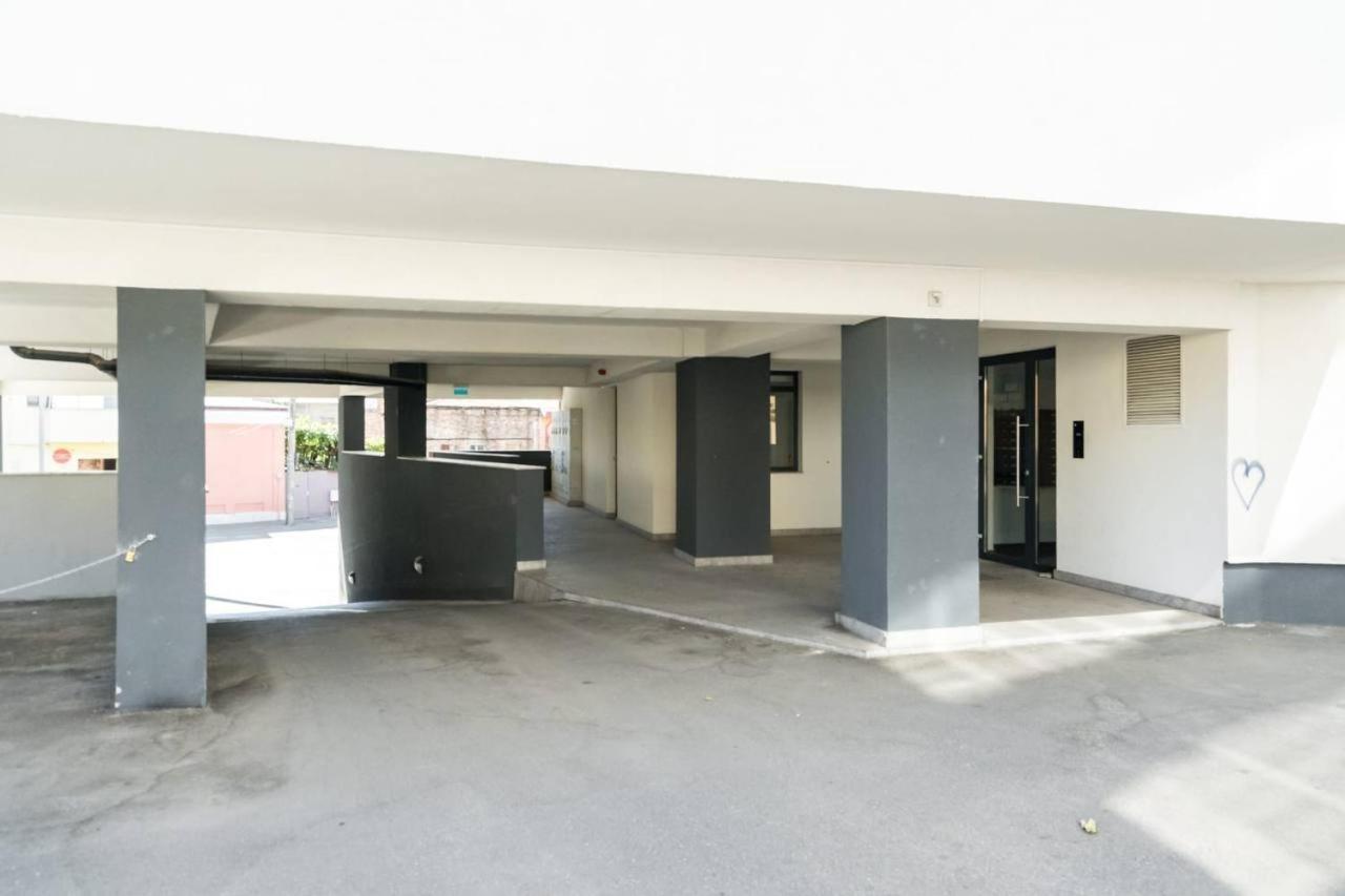 Carol New Building With Balcony Apartment Bucureşti Ngoại thất bức ảnh