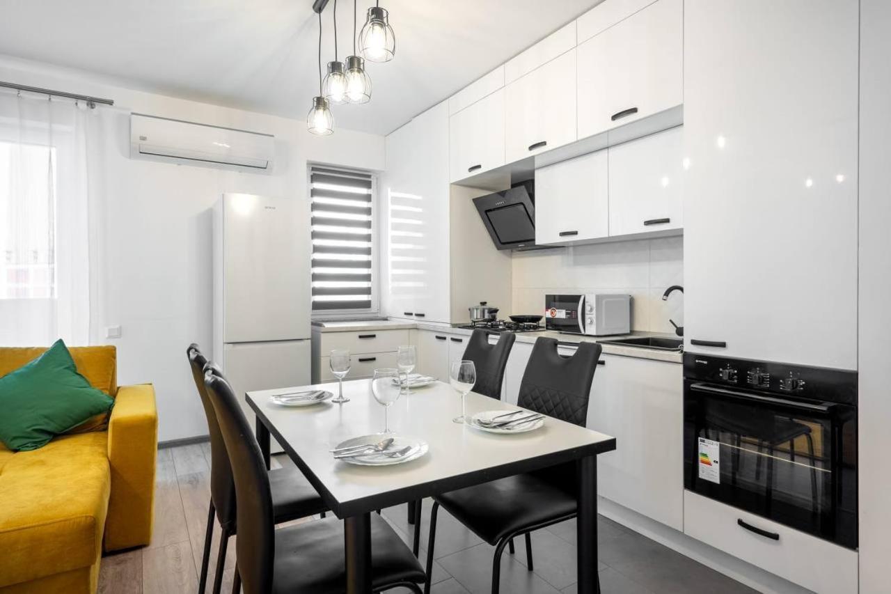 Carol New Building With Balcony Apartment Bucureşti Ngoại thất bức ảnh